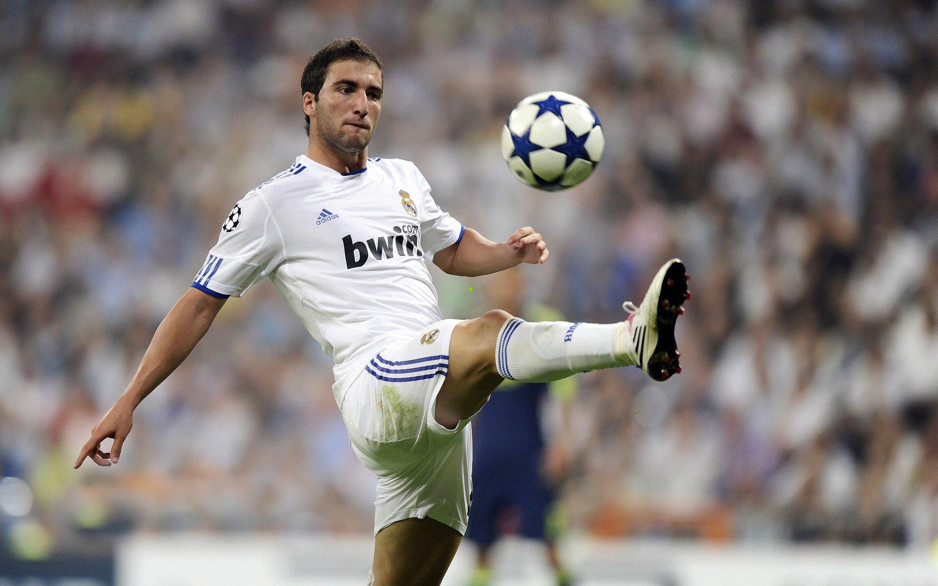 【AYX SPORTS】戴尔畅谈与科斯塔对决秘辛，葡萄牙语成赛场奇招，曾让对手茫然失措